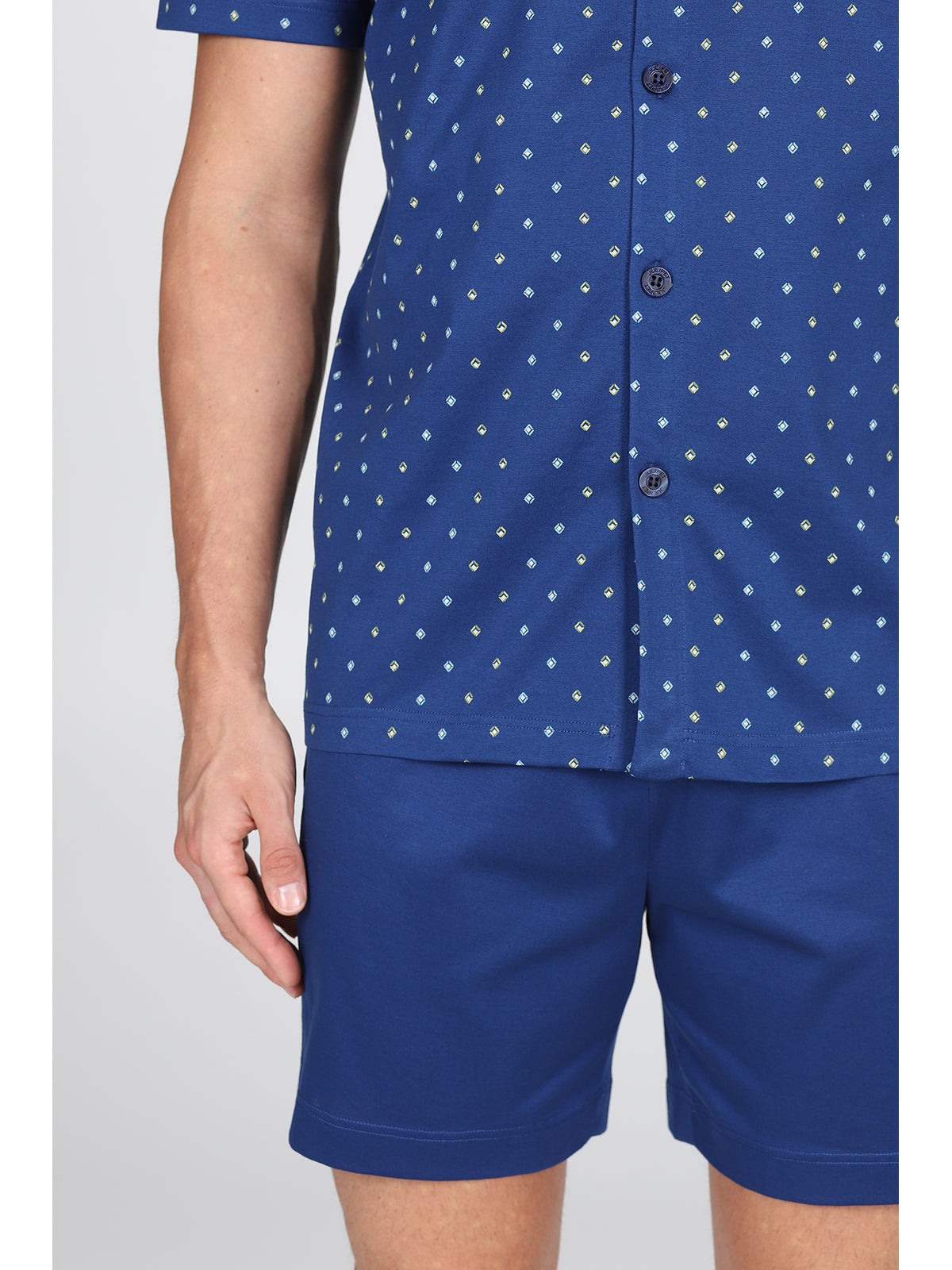 Pigiama corto cardigan, in setoso puro cotone mercerizzato con classico disegno a rombi