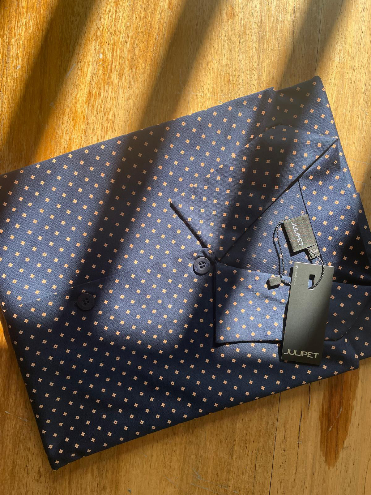 Refined and silky pajama cardigan, diamond pattern