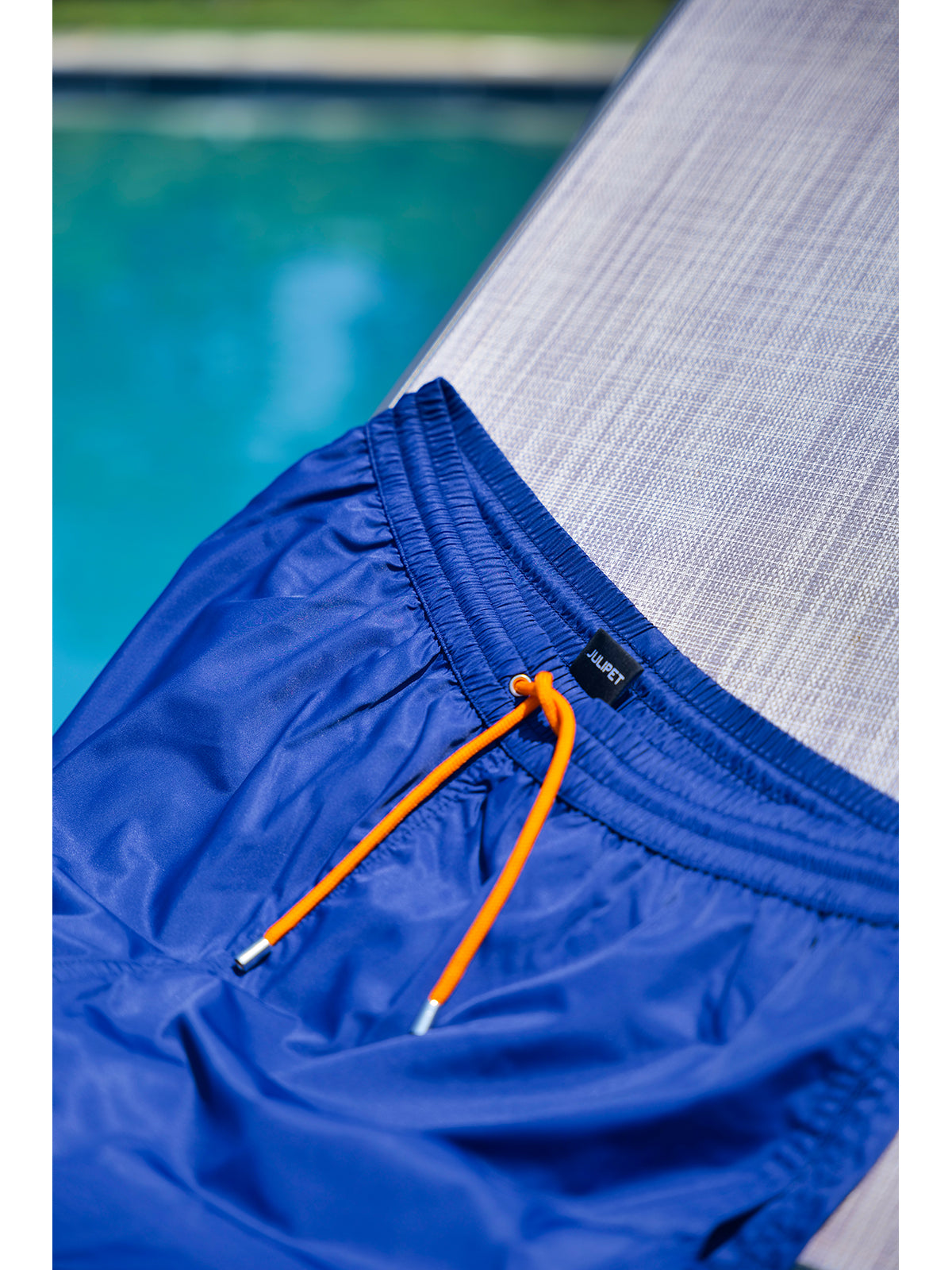Boxer mare in leggera microfibra blu, con dettagli in contrasto