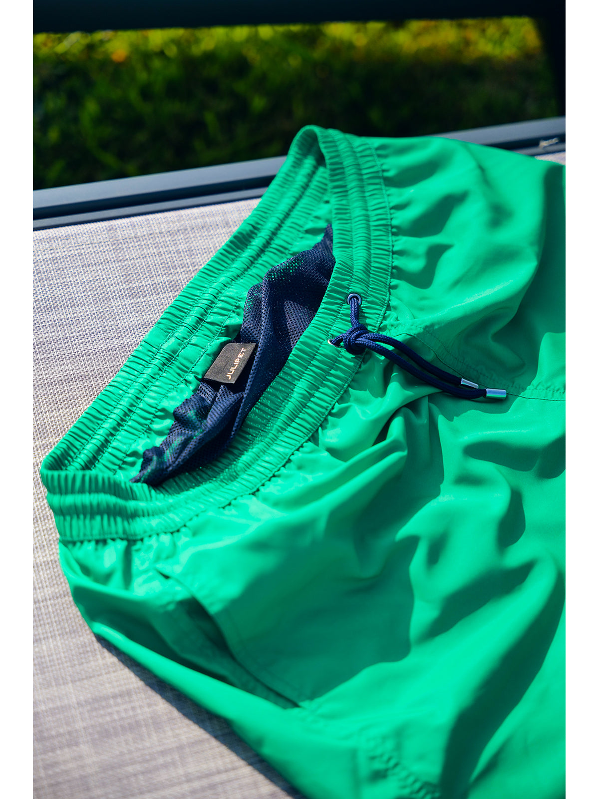 Boxer mare in leggera microfibra verde, con dettagli in contrasto