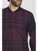 Pigiama serafino, in confortevole jacquard scozzese bordeaux