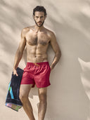Boxer mare in leggera microfibra bordeaux, con dettagli in contrasto