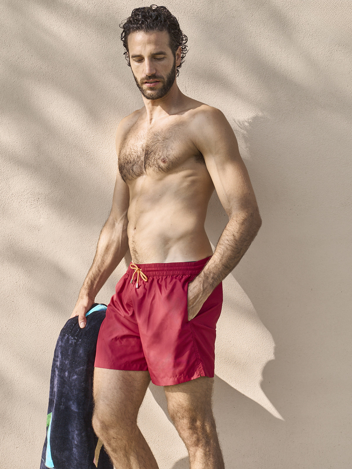 Boxer mare in leggera microfibra bordeaux, con dettagli in contrasto