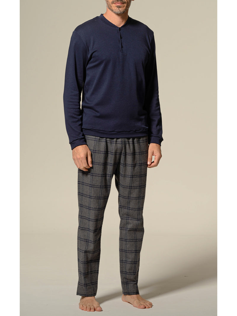 Pajamas with trousers in warm pure cotton flannel