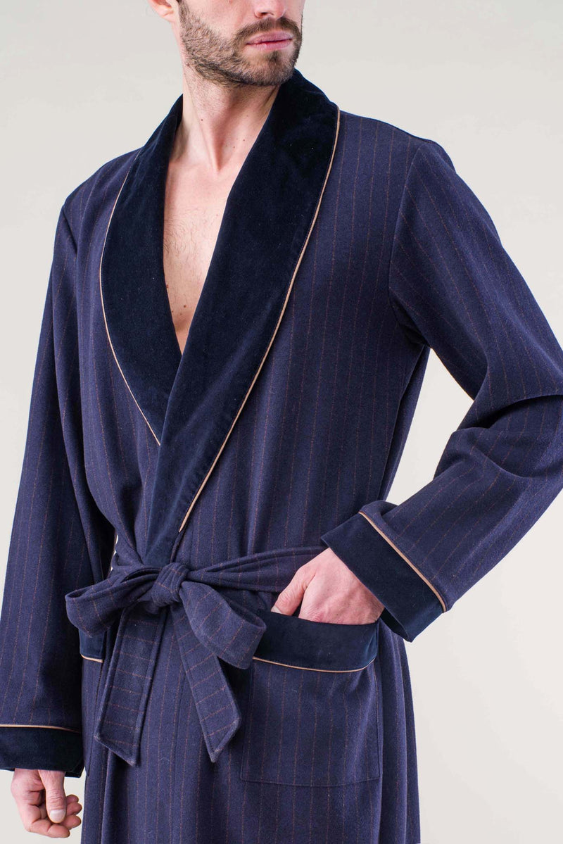 Smoking jacket with velvet and satin