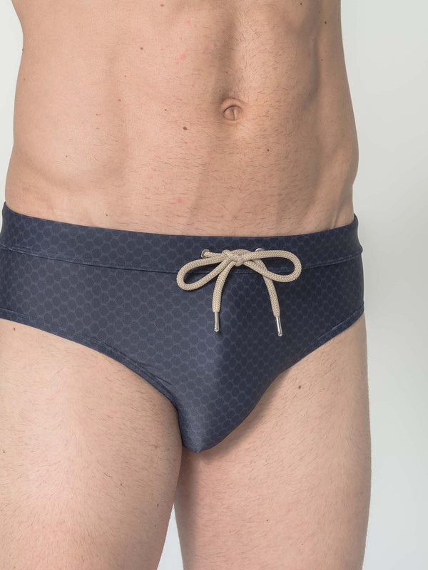 Beach briefs in patterned fabric