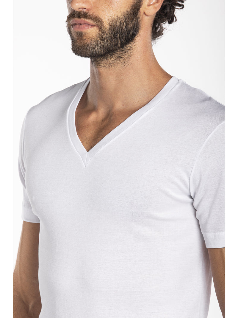 V-neck T-shirt in pure cotton Filoscozia® mercerised and wire-gassed